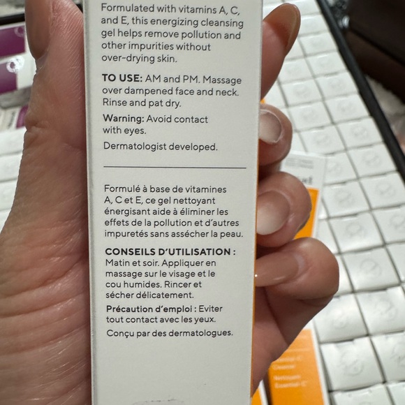 10 Brand New Murad Essential-C Cleanser - Picture 12 of 13